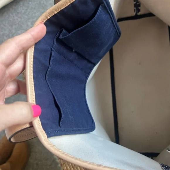 Coach Soft Leather Bag - Picture 6 of 8